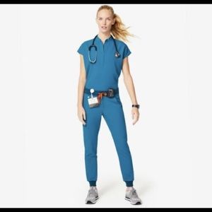 Figs Alps Blue Rafaela